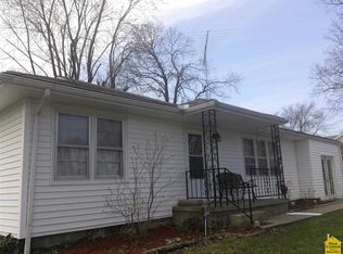 100 S Wall St, Leeton, MO 64761