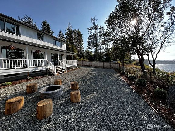 2nd image of 242 W Bluff Drive