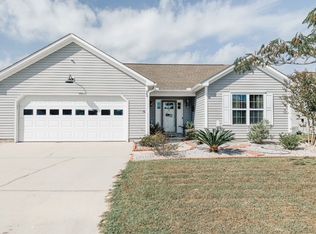 243 Red Carnation Dr, Holly Ridge, NC 28445