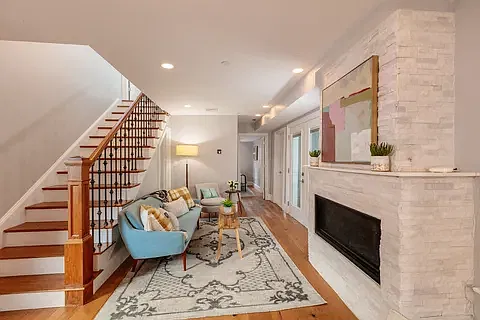 2 bed, 2.5 bath, 1479 sqft, $6,000 — Photo 4