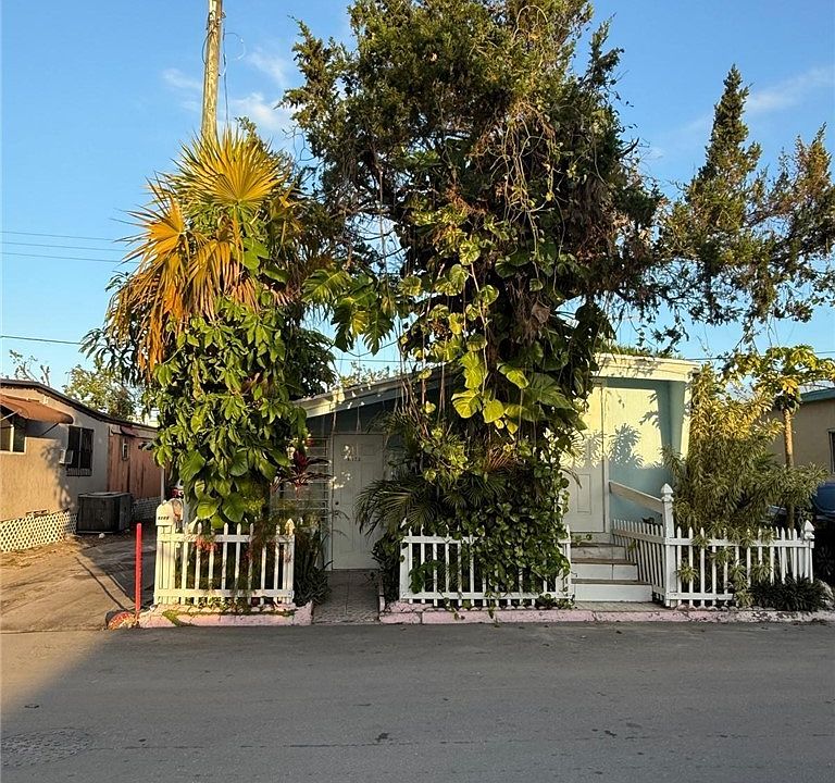 1st image of 3520 NW 79th St