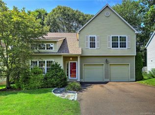 21 Linden Hts #21, Norwalk, CT 06851