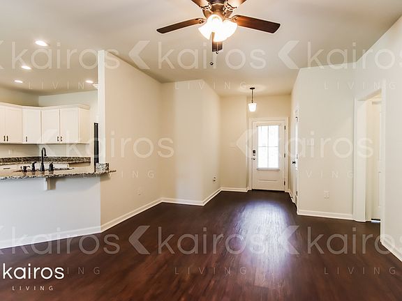 4th image of 125 Cainwood Ct