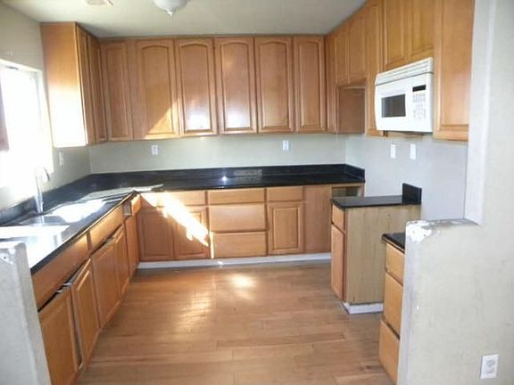 042-844289kitchen-22061036-1