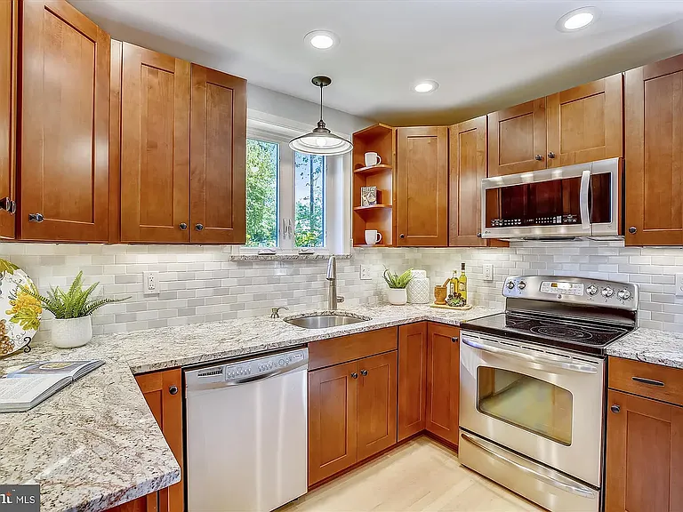 4400 Rosedale Ave — Photo 10