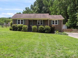 2201 Bow Brook Trl, Matthews, NC 28104