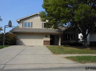 3860 S 155th St, Omaha, NE 68144