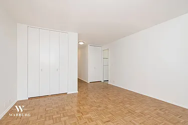 Rented by Warburg