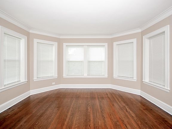 3rd image of 2433 W Fargo Ave APT 3