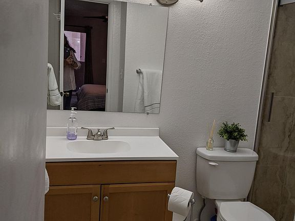 4th image of 540 N May St #2097