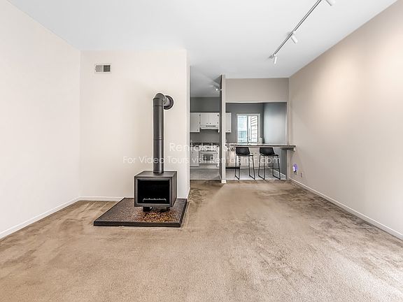 4th image of 1152 Kearny St