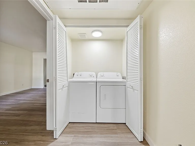 9325 W Desert Inn Rd #151 — Photo 18
