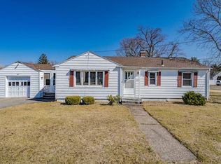 62 Pond St, Ludlow, MA 01056