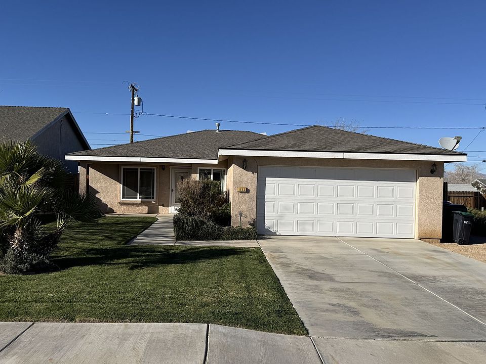 1st image of 1112 W Willow Ave