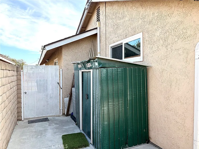 6131 Glenwood Dr — Photo 14