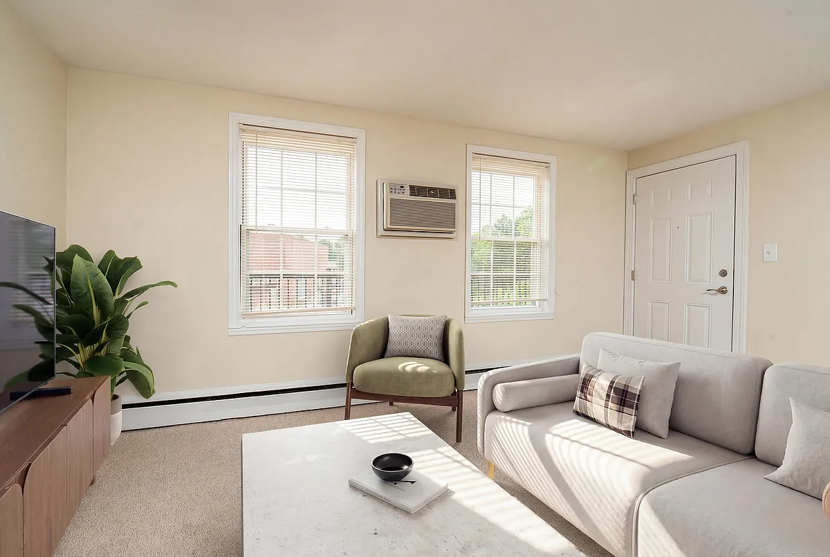 Living Area - Chestnut Run Village