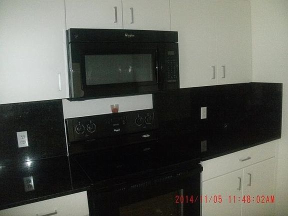 5th image of 1625 Kennedy Cswy APT 501E