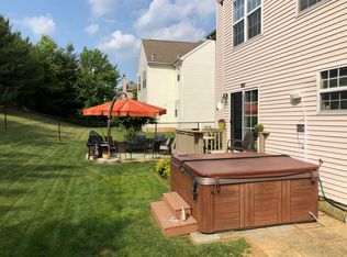42 Byron Dr, Phillipsburg, NJ 08865