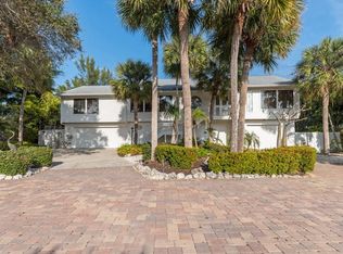 1273 Tree Bay Ln, Sarasota, FL 34242