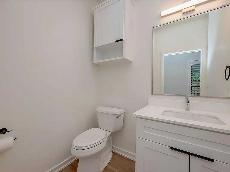 2702 Delano St — Photo 15