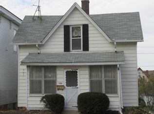 1305 7th Ave, Moline, IL 61265