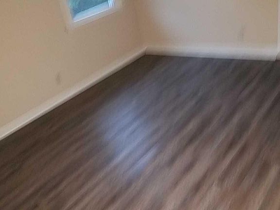 5th image of 1528 Paradise Hill Rd APT C