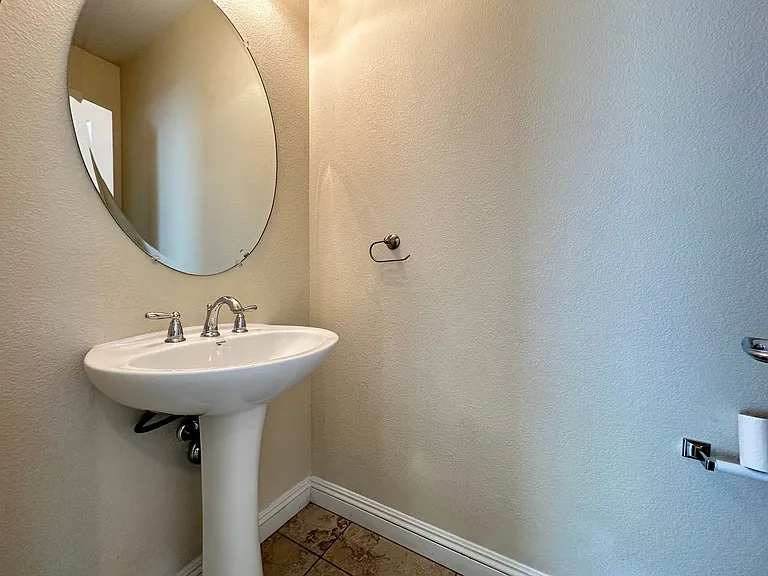 197 Spring Hollow Dr — Photo 20