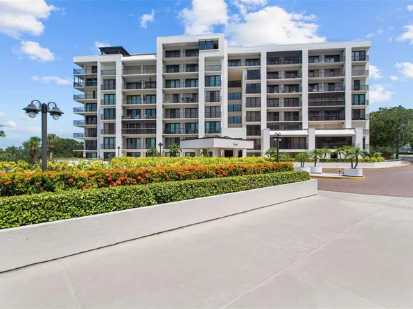 8 Belleview Blvd APT 307, Belleair, FL 33756