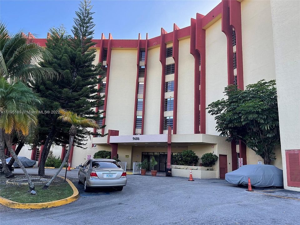 1st image of 9686 SE Fontainebleau Blvd #705