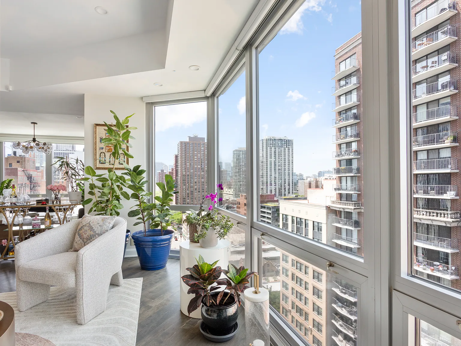 3 bed, 1600 sqft, $6,000 — Photo 4