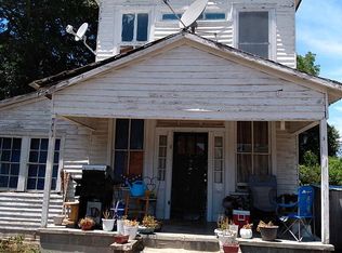 230 Walnut St W, Salley, SC 29137