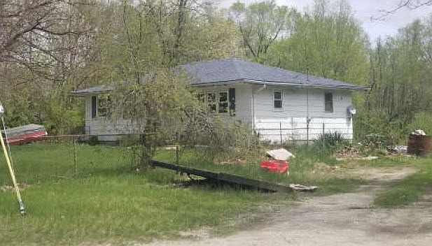 2nd image of 4365 S 13000th Rd E