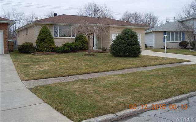 1st image of 122 Judith Dr