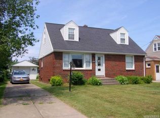 274 N Pleasant Pkwy, Cheektowaga, NY 14206