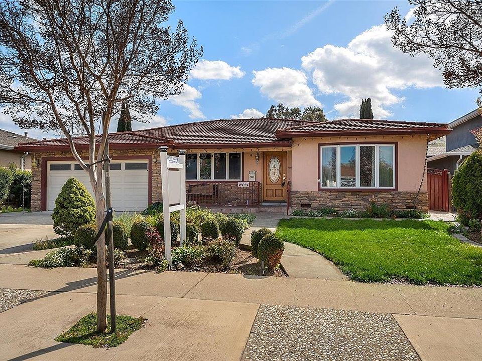 1st image of 6567 San Anselmo Way