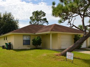 379 Cocoa Ct, Kissimmee, FL 34758