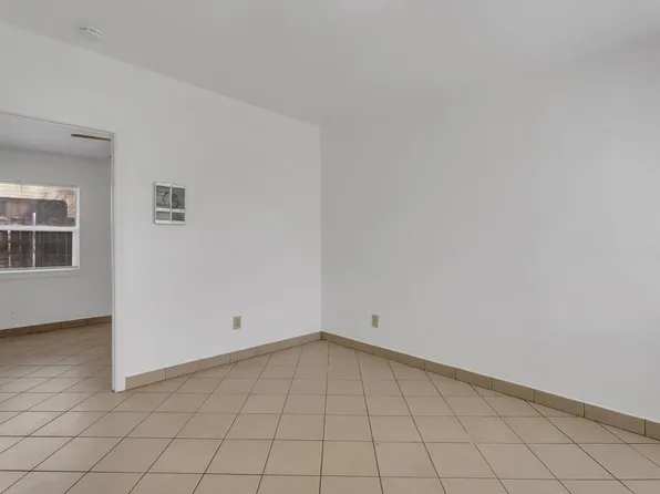 700 Lindsay Ave #8, Sacramento, CA 95838