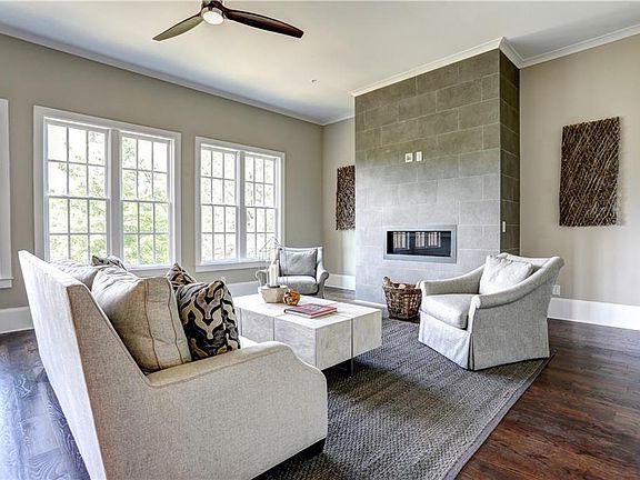 3rd image of 12600 Marstrow Dr Unit B