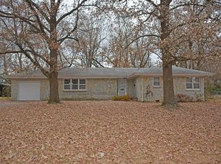 1844 S Link Ave, Springfield, MO 65804