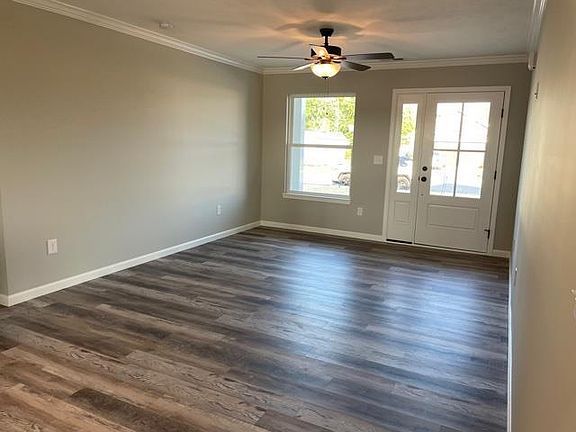 4th image of 501 Cathy Dr