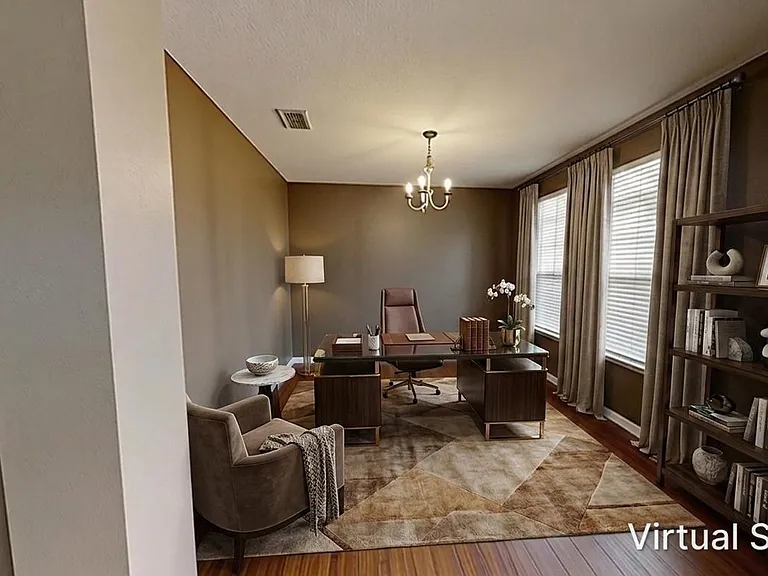 15695 Lexington Park Blvd — Photo 4