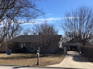 528 E Crest Ave, Bensenville, IL 60106