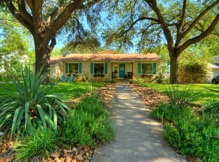 227 Larchmont Dr, San Antonio, TX 78209
