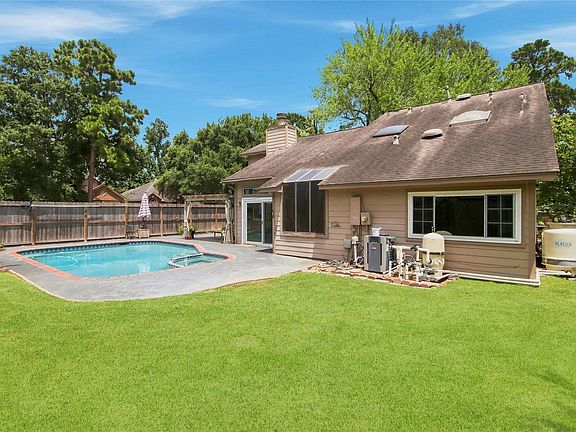 3rd image of 5447 Haven Oaks Dr