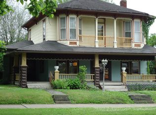 113 N Main St, Columbiana, OH 44408