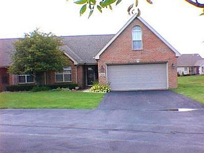 3rd image of 2123 Briarwood Cir