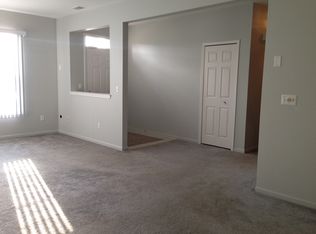 46136 Rhodes Dr, Macomb, MI 48044