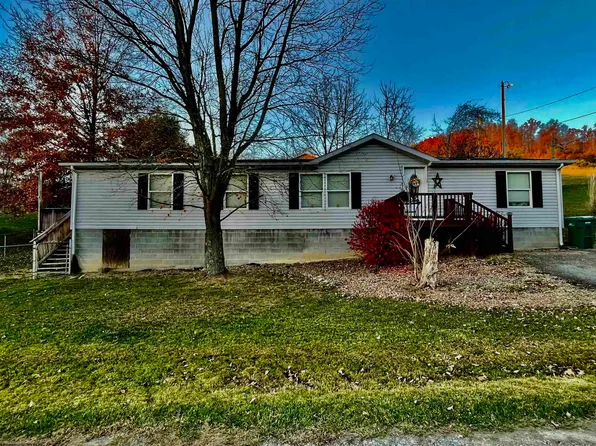 72 Crystal Ln, Bridgeport, WV 26330