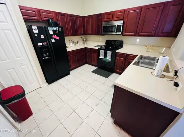 5151 PLAYPEN Drive #8, Jacksonville, FL 32210