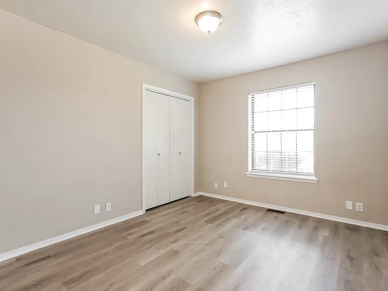 1112 Briar Bend Trl — Photo 12